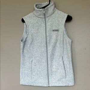 Women’s Columbia Light Gray Fleece Vest - Small